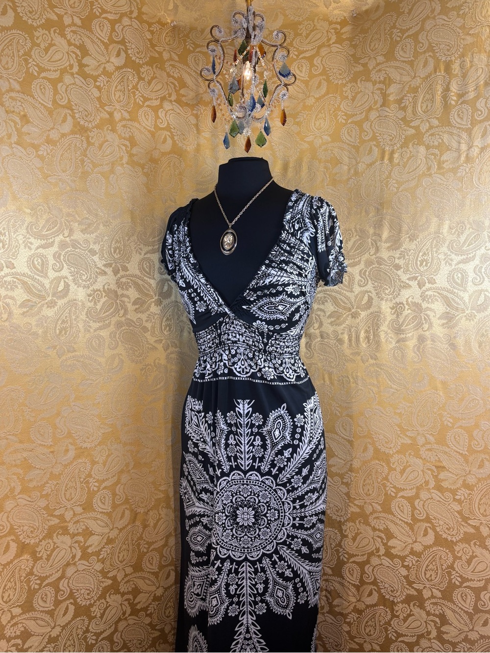 ✨Vintage Y2K Boho Black & White Paisley Maxi Dress✨